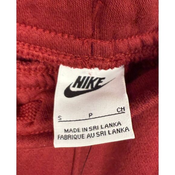 Nike FIRE! NWT! Club Fleece Logo Patch‎ Jogger #FB8437-677 Red Size Small - Picture 6 of 8